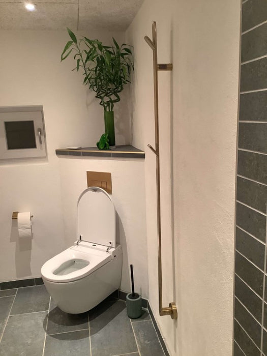 Tisvildeleje Væghængt douchetoilet - "Japansk toilet"