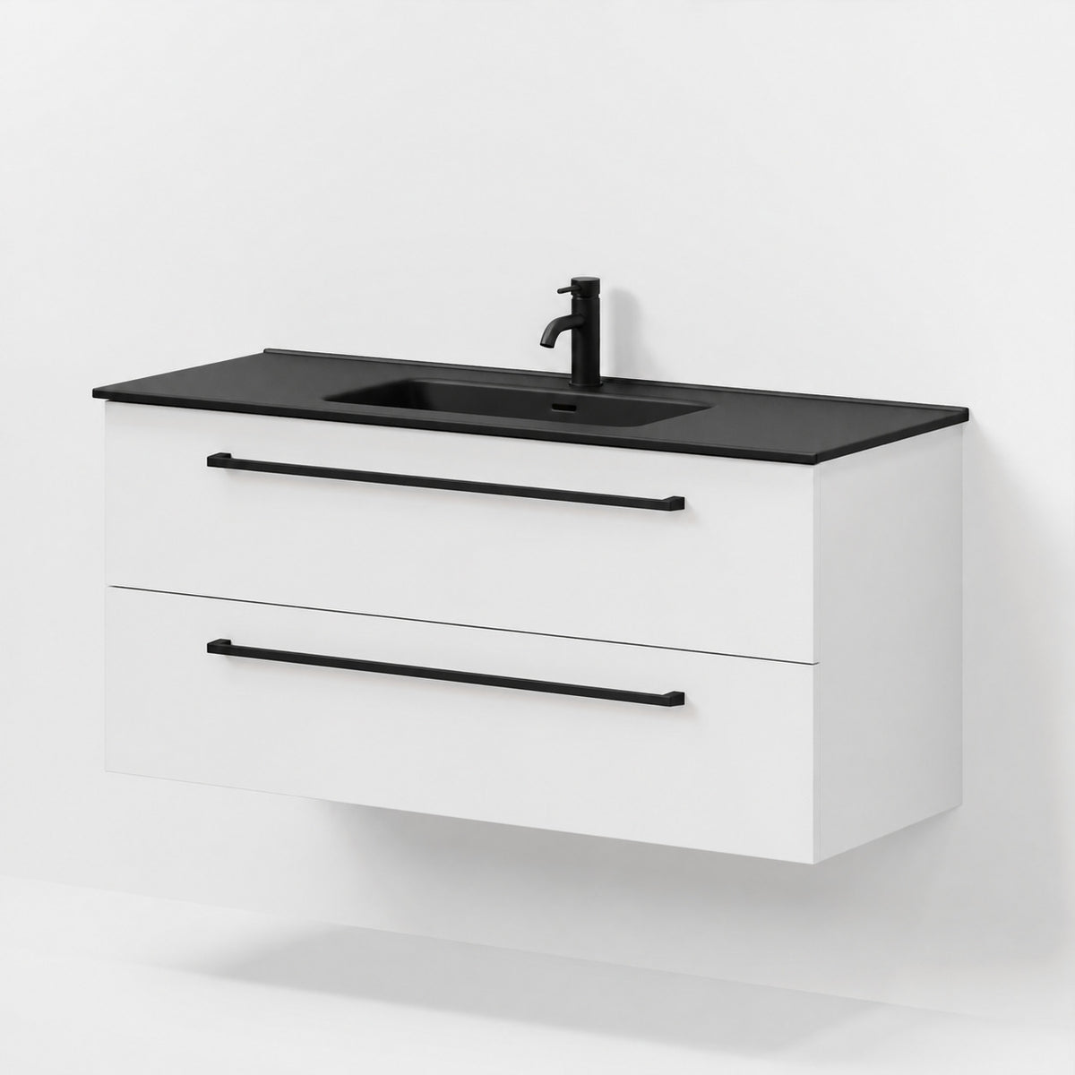 Badmøbel med klassiske fronter - 120x46x57 cm - mat hvid - keramisk vask - Vadum