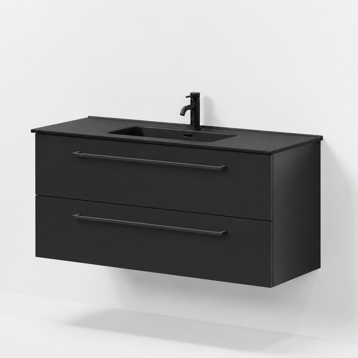 Badmøbel med klassiske fronter - 120x46x57 cm - mat sort - keramisk vask - Vadum