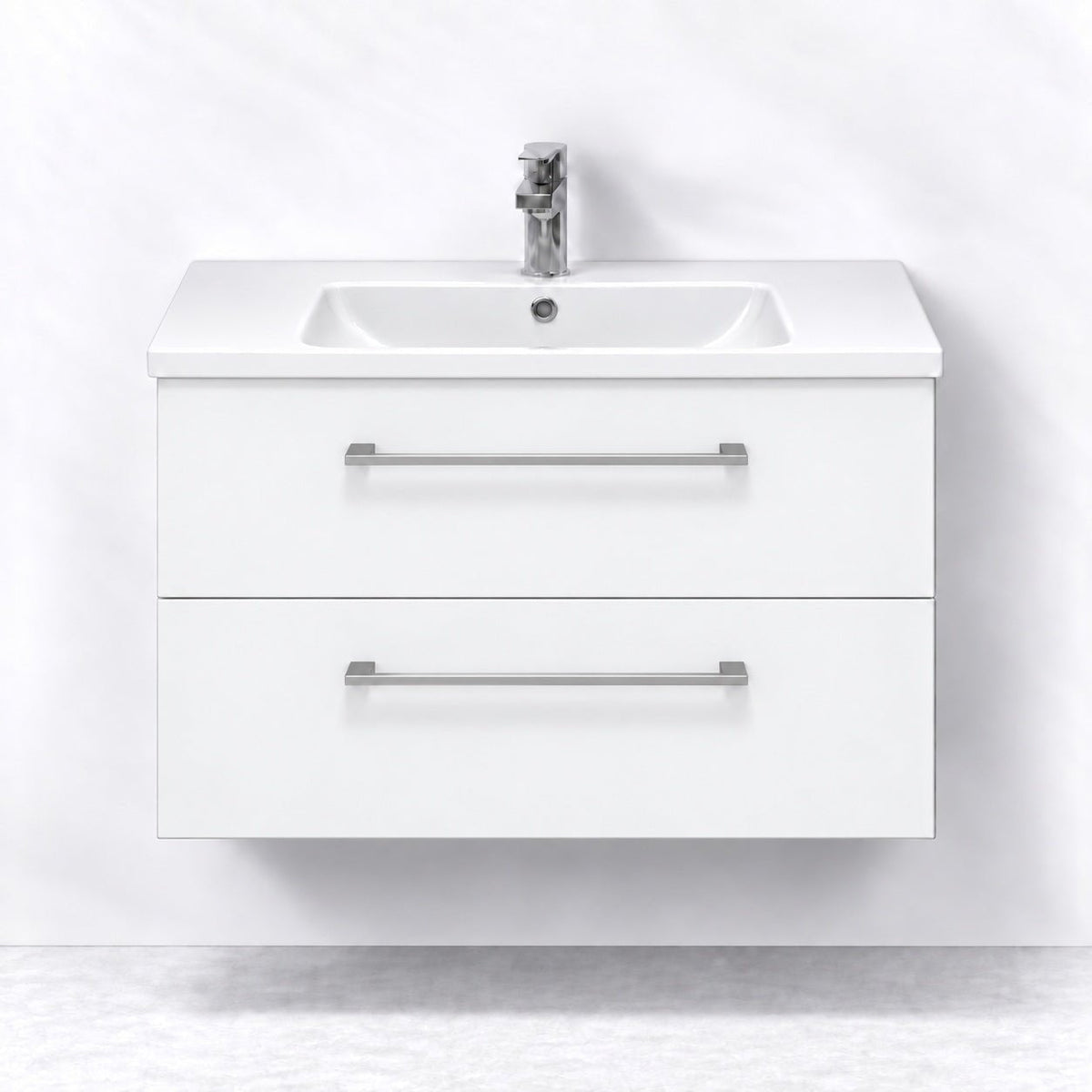 Badmøbel med klassisk front - 80x46x58 cm - Mat hvid - Hvid keramisk håndvask - Viggo