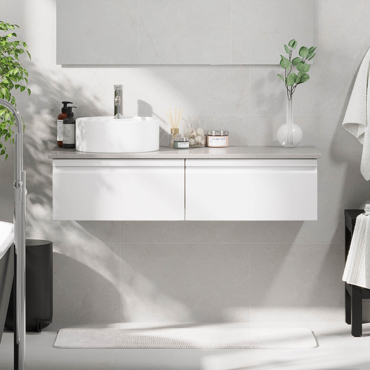 Mirage Badmøbel med grå bordplade, Mat Hvid