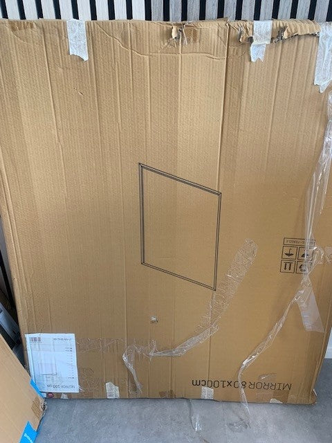 Borgsted Firkantet Spejl m/sort ramme (afhentes Showroom Viborg)