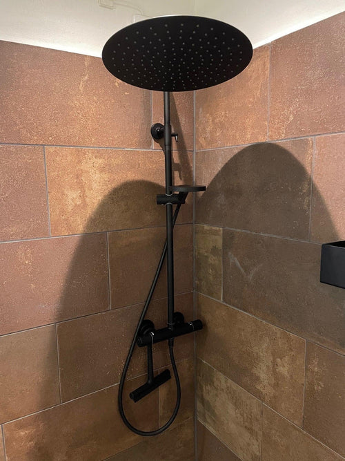 Brusesæt Dragør Med 40 cm Topbruser - HomeTomato - 31-120-13-63-00 - 8595677128949