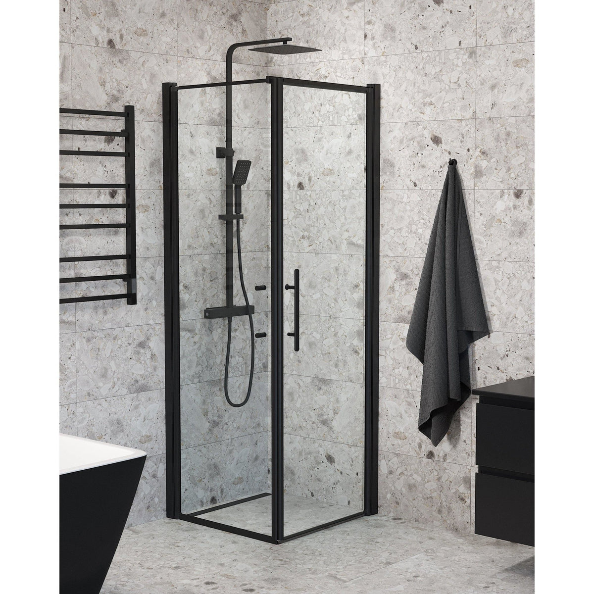 Fjäll Brusehjørne, Dør + Væg, Sort Profil, Klar Glas - HomeTomato - 40-107-00-50-00 - 8595677139693