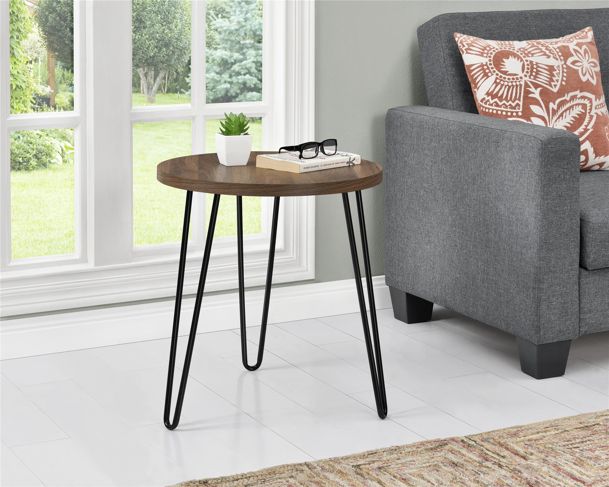 Owen Rundt Sidebord, valnød