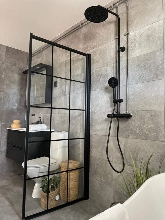 Brusesæt Dragør Med 25 cm Topbruser - HomeTomato - 31-120-05-70-00 - 8595677133370