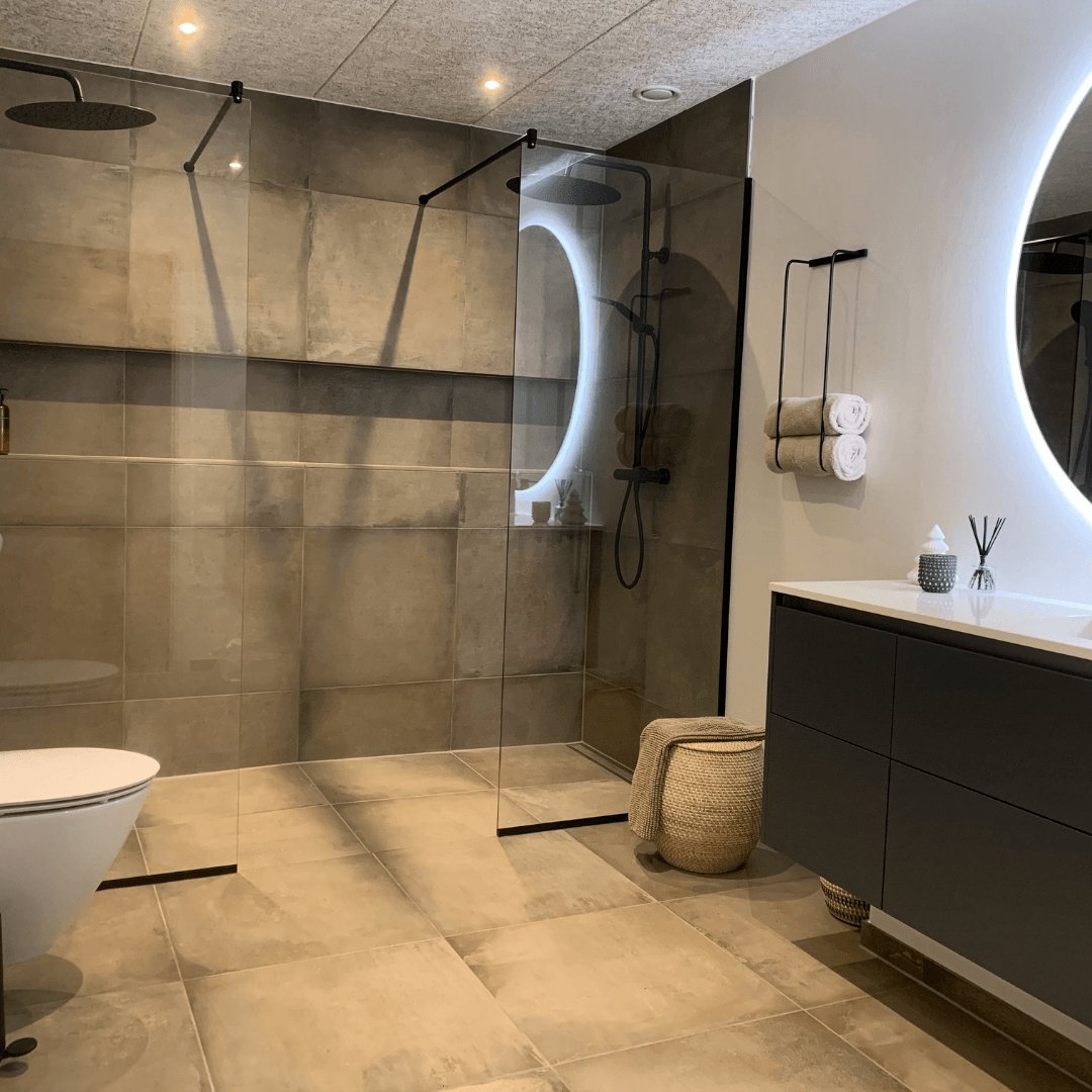 Brusesæt Dragør Med 40 cm Topbruser - HomeTomato - 31-120-13-63-00 - 8595677128949